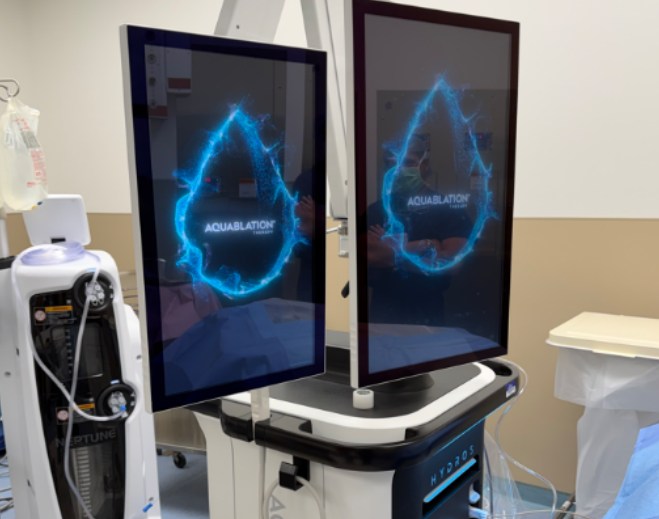 Tecnología Aquablation con pantallas táctiles médicas